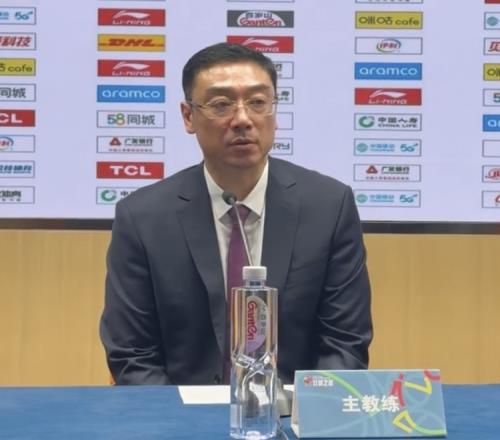 刘鹏：关键球把握住了机会王哲林最后两个罚球为球队奠定胜局