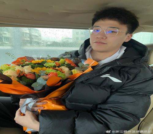 浙江官方：完成膝关节微创手术的王仔路已经出院了