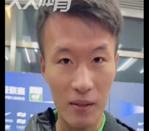 林良铭:我和刚哥之间的配合挺不错意外这么多北京球迷来客场