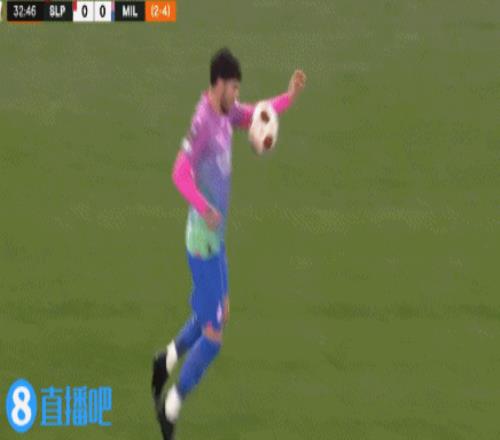 普利西奇禁区晃动后打门得手,莱奥送助攻