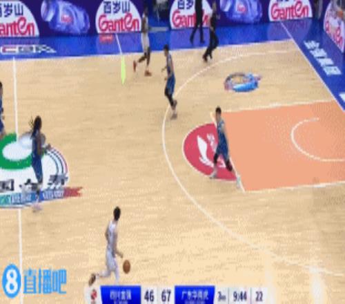 生涯第二场！马宇启16中7&5记三分拿到19分5板正负值+22