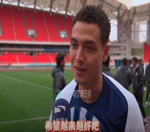 从中乙到中超!三镇小将吾米提江:适应蛮快,大哥们给我自信
