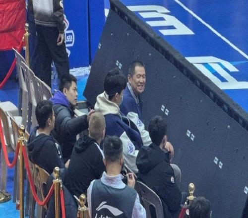 探长：杨瀚森是因太疲劳导致身体不舒服暂时轮休一场