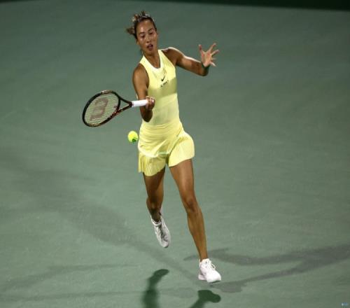 WTA1000迈阿密站第二轮：郑钦文收对手退赛礼，晋级32强