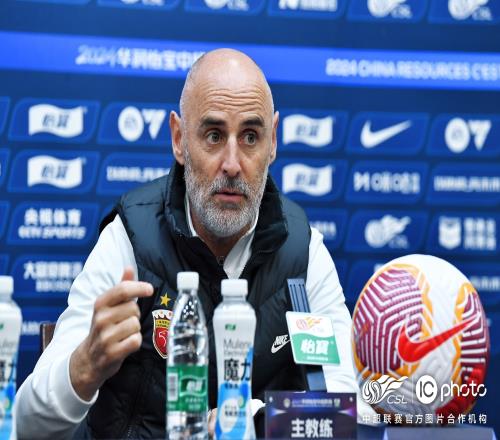 穆斯卡特:会分析各项数据尤其是体能,综合考虑后选择对南通阵容