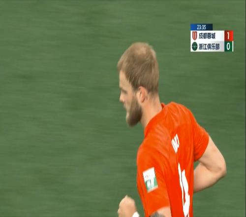 蓉城10领先浙江！周定洋头球助攻，莱切特收获处子球