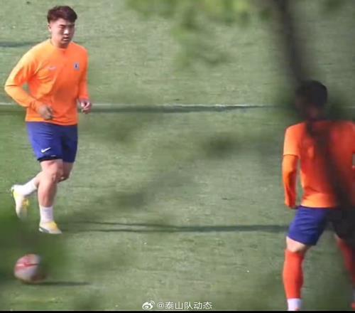 伤员归队石柯和刘彬彬今天下午都参加了泰山训练