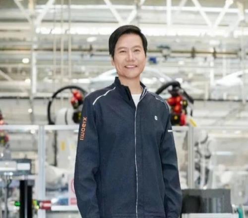小米粉看过来！媒体人：CBA季后赛京沪二番战雷军将助阵