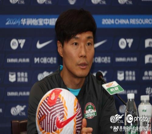 【赛前发布会】南基一:对天津要打出特点为球迷奉献精彩比赛