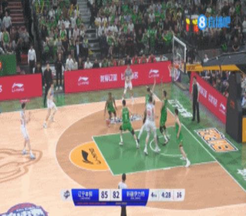 稳定军心!付豪反击打成2+1将优势扩大到6分