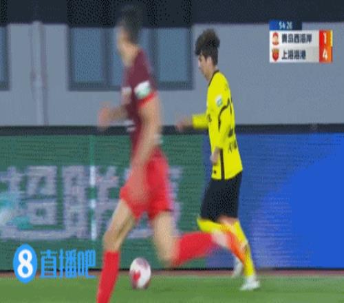 马德兴:尴尬了!蒋光太铲球应该是好球,青岛抓住任意球机会进了