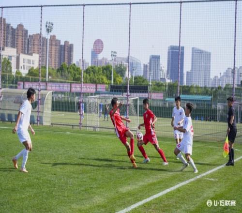 同济海港女足抵达福建漳州赛区,备战中国女子足球乙级联赛