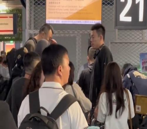 衣锦还乡!辽宁男篮今早已经启程返回沈阳