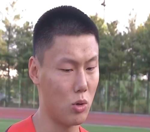 方昊:最主要的是得相信自己,主教练也相信我们可以在韩国拿分