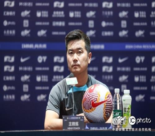 肇俊哲:我们五月没有赢球,希望明天能够赢下比赛