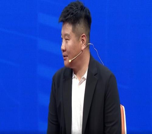 李金羽:不认为葡萄牙能夺冠但我希望他们能夺冠因为我喜欢C罗