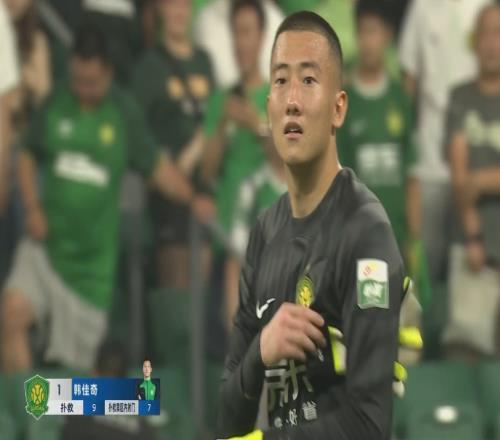 今天无敌了!韩佳奇赛季第2次中超出场,9次扑救力拒泰山全部攻势