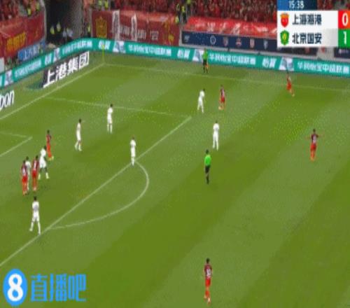 媒体人:武磊脚风太顺,跑位也挺妖国安后防对比赛节奏缺乏准备