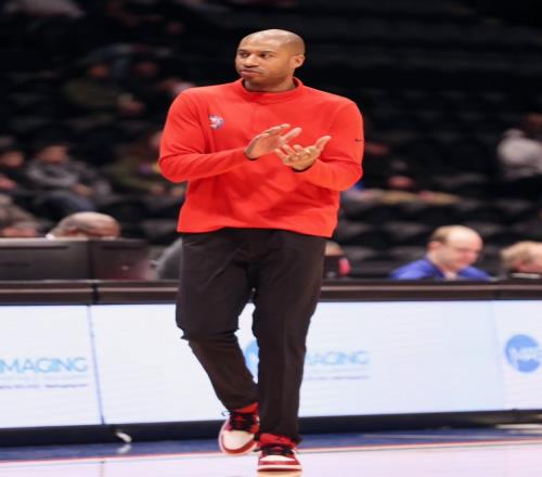 Woj:朗尼布莱尔加入比卢普斯教练组担任助教