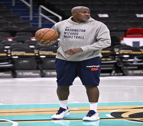 Woj：詹姆斯波西将加盟太阳担任球队的助理教练一职