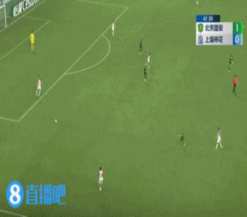 毫厘之间!路易斯单刀推射破门,但进球被吹越位无效