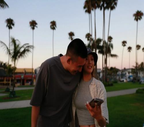 多图来袭!付豪女友晒旅游照:分享一些喜欢的照片和很爱的人