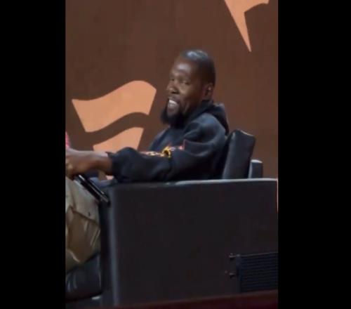 KD就在边上!华子谈横扫偶像:我有点难过不想那样送他回家