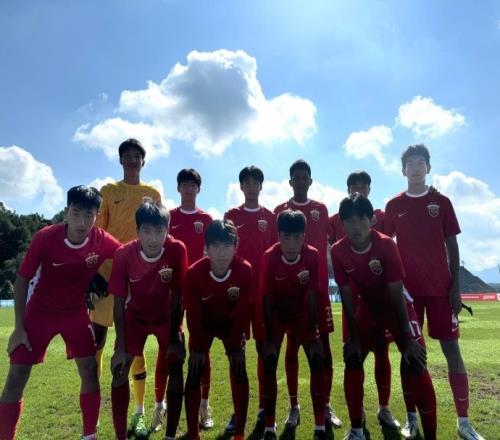 中青赛:上海海港U17队点球大战憾负重庆南开中学