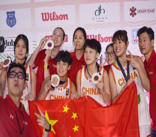 创造历史!王嘉欣爆砍13分中国胜德国夺三人女篮U18世界杯季军