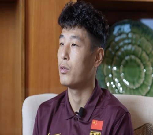 武磊:首战日本心态放松但不代表就会放弃&大家都很珍惜机会