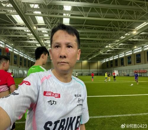 退钱哥:禁足名单上很多人真是大跌眼镜,不知野球场会不会遇到