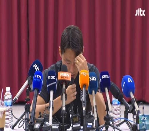 自己人都不信啊重看孙准浩迷惑发布会:承认收钱但忘了为何收