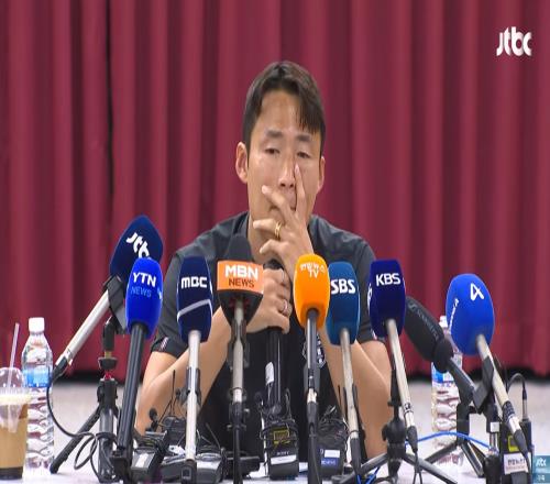 孙准浩回忆被拘留:筋疲力尽,看着窗外铁丝网想的都是尽快回韩国