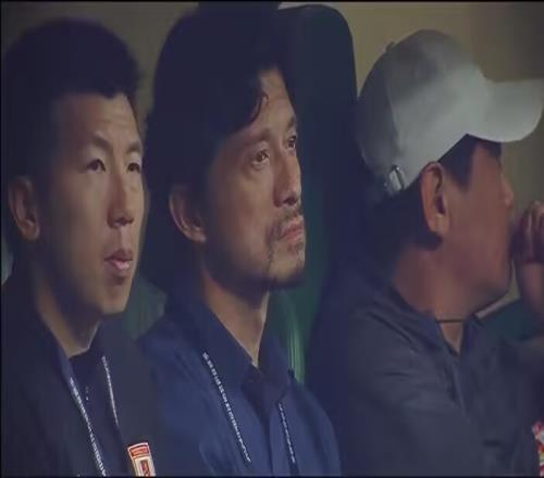 太惨了球员谢晖首发被国安打了9比1，教练谢晖执教被国安8比1