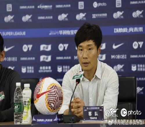 【赛后发布会】南基一:红牌导致比赛形势改变感谢球员努力拼搏