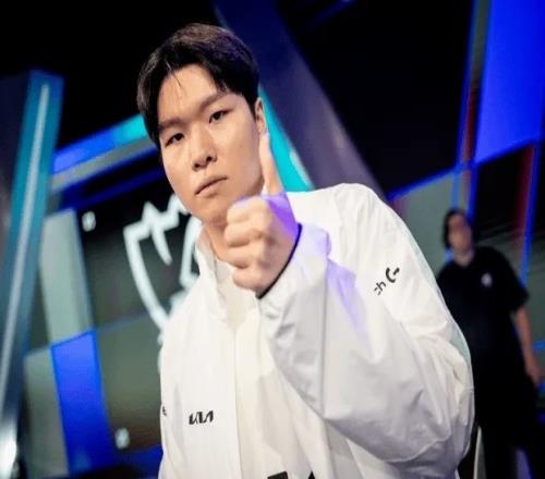 Kingen:听说Zika打得很好,想交手后感受他的实力