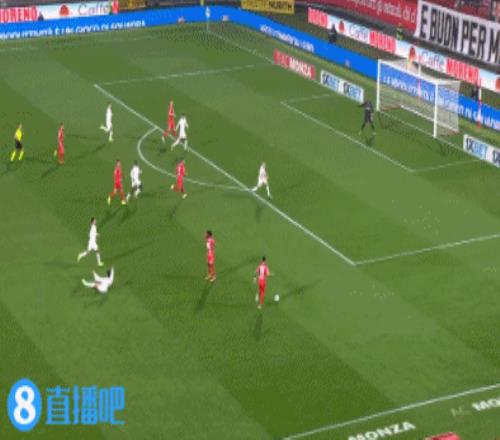 进球无效!丹尼莫塔抽射破门,但主裁吹罚蒙扎无球犯规在先