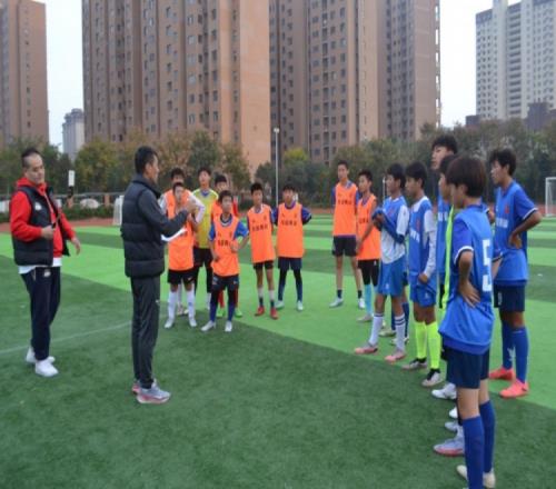 11月3日,河南俱乐部梯队选拔测试在濮阳建业外国语学校顺利进行