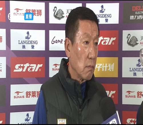 崔康熙:国脚缺席对比赛确实有影响,但意志品质是更重要的