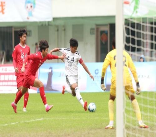 全国青少年三大球运动会:上海6比1战胜了河北队,晋级四强