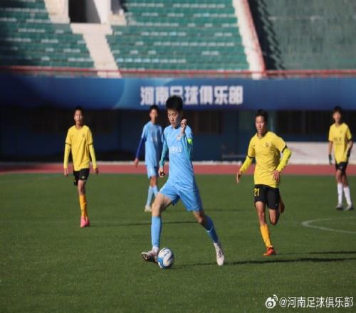 一胜一负!河南U13与恒大足校U13航体热身