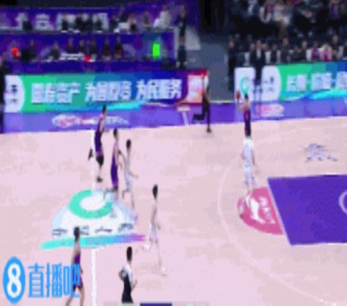 上来扣爽了！沈梓捷反击跟进单臂劈扣&连扣两球