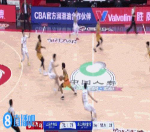幸福来得太突然汤普森空篮暴扣走步违例&易立不满吃T