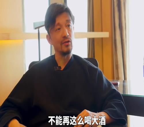 谢晖再谈被偷拍:家人规定我不能再喝大酒,两瓶啤酒不能多