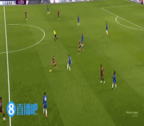 杰哥秀啊!杰克逊背身护球1v3突破直塞,帕尔默单刀破门