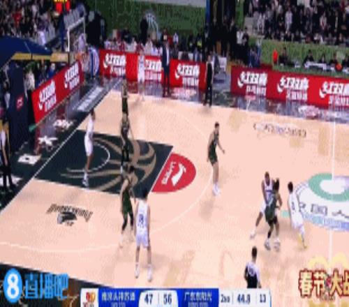 杜润旺左右底角连中2记三分准压哨后分差又被打开15分