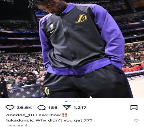 东契奇4周前问DFS为啥不穿77号后者昨日回复:那是留着给你穿的