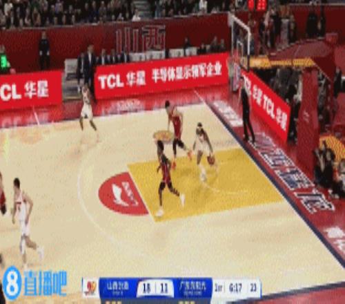奋起直追！广东内外开花打出70的攻势扳平比分打停山西