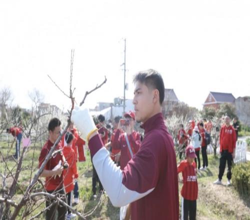 吾米提江:希望能尽早帮助球队愿望就是海港冠军