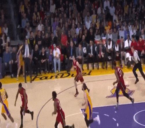 NBA初代老六，42岁进入生涯巅峰！